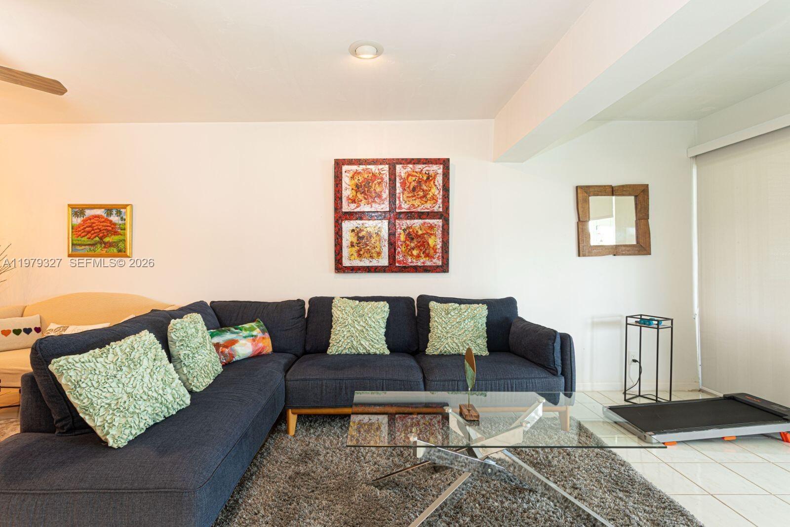 PINES OF DELRAY NORTH CON - Residential