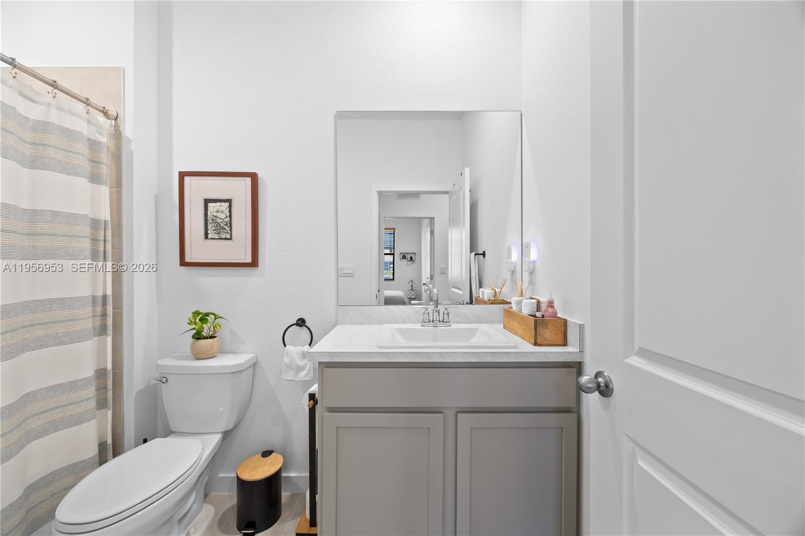 HIGHLAND OAKS - Residential