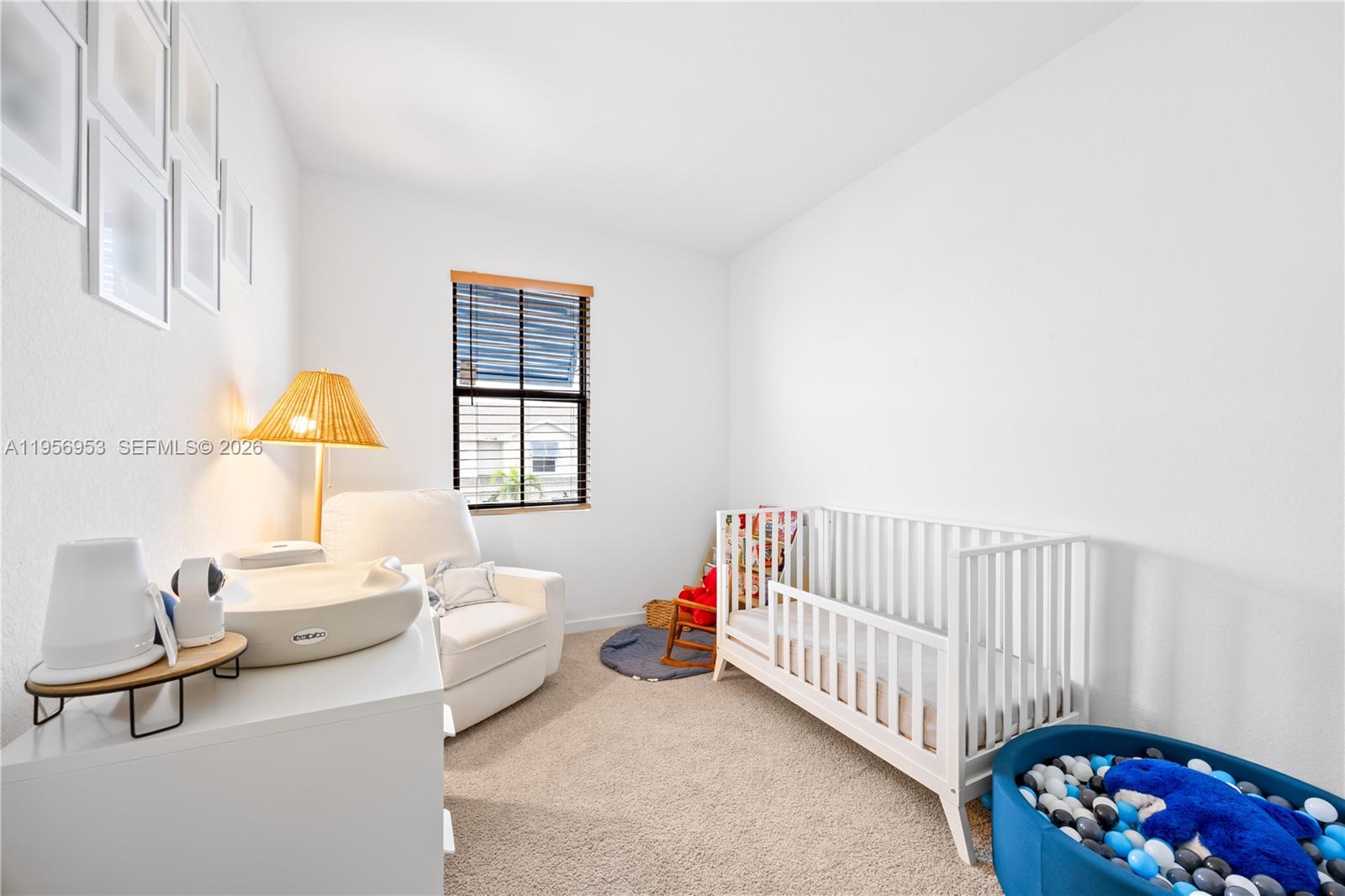 HIGHLAND OAKS - Residential