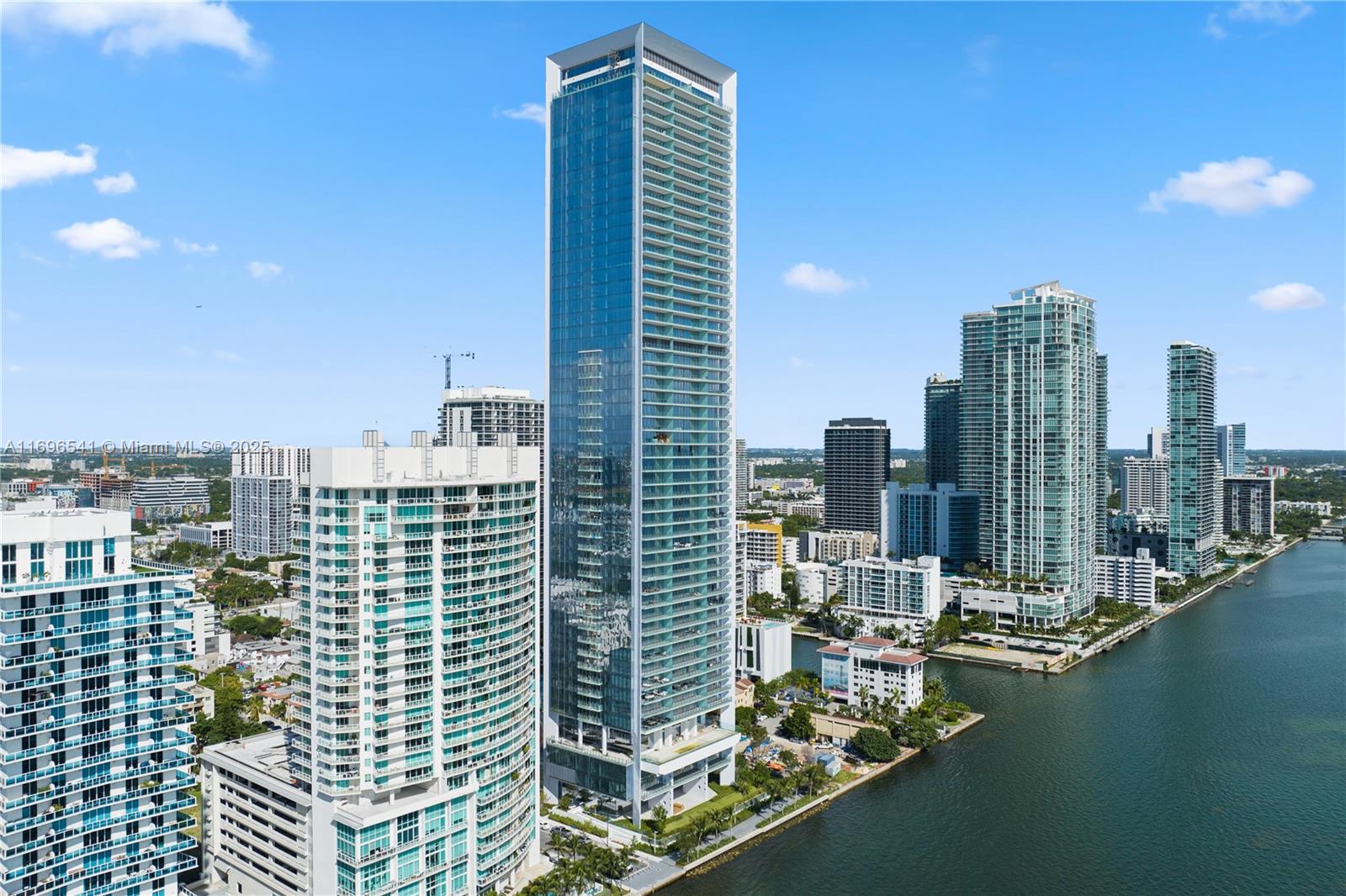 ESCOTTONIA PARK - Residential Lease