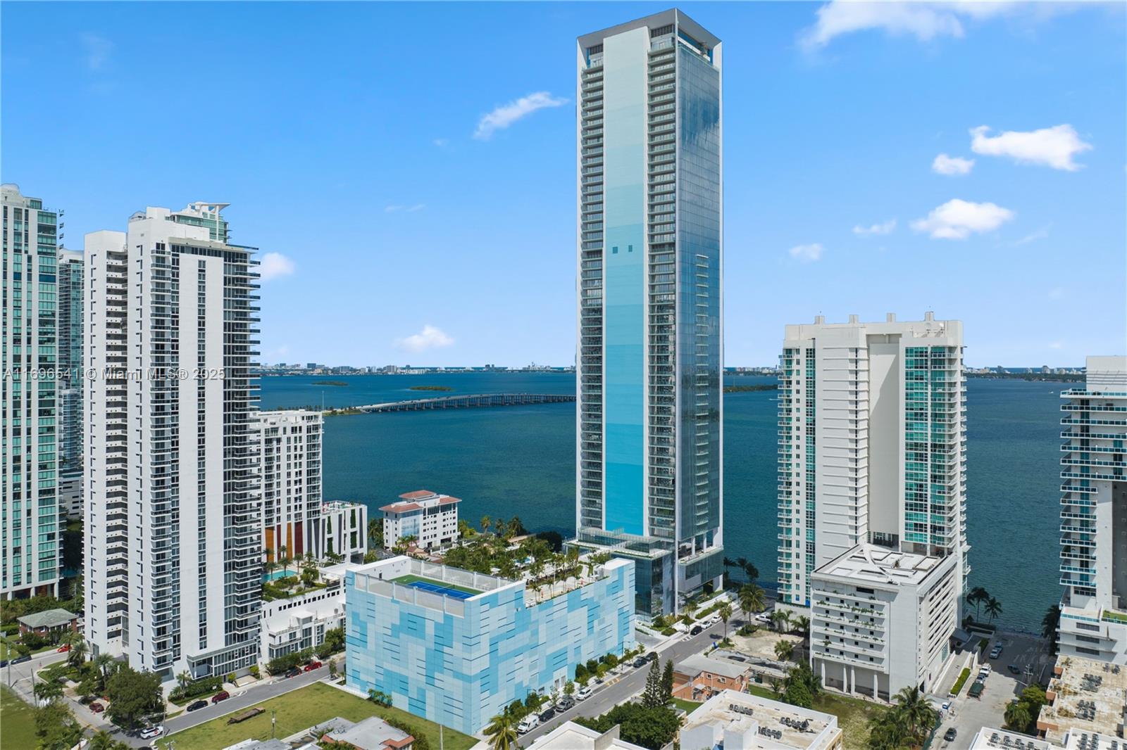 ESCOTTONIA PARK - Residential Lease
