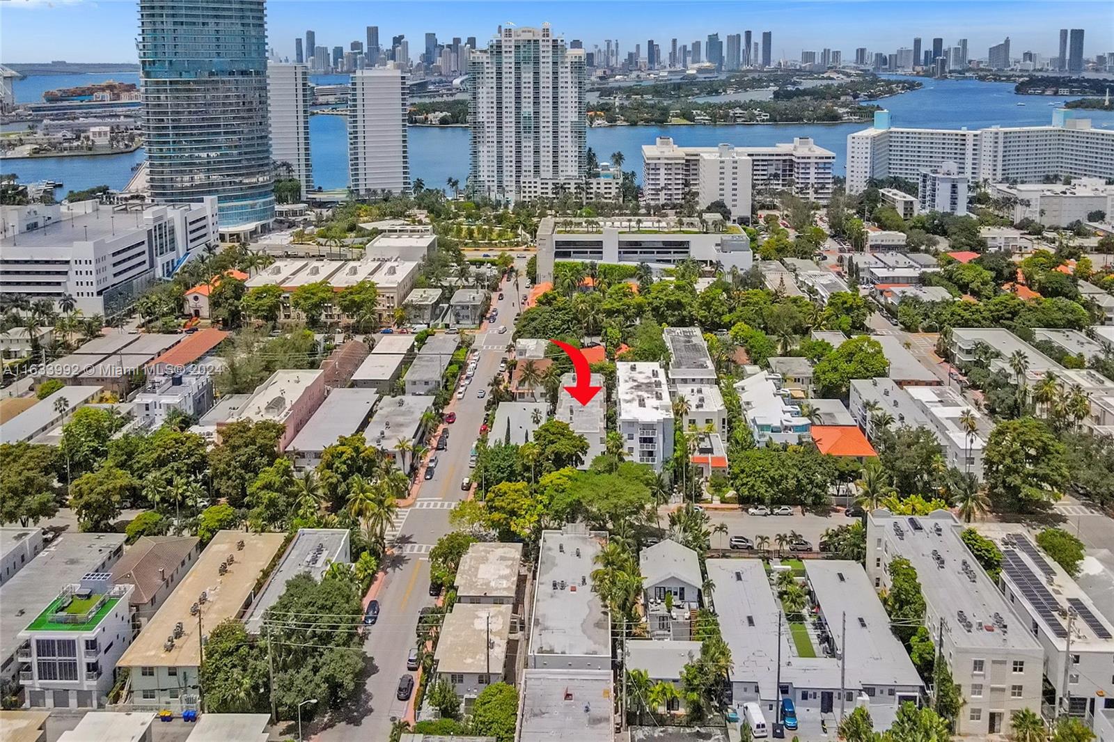 RONNY CONDO - Residential