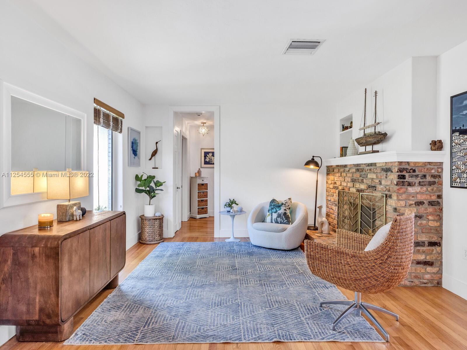 DUNNINGS MIAMI SHORES EXT - Residential