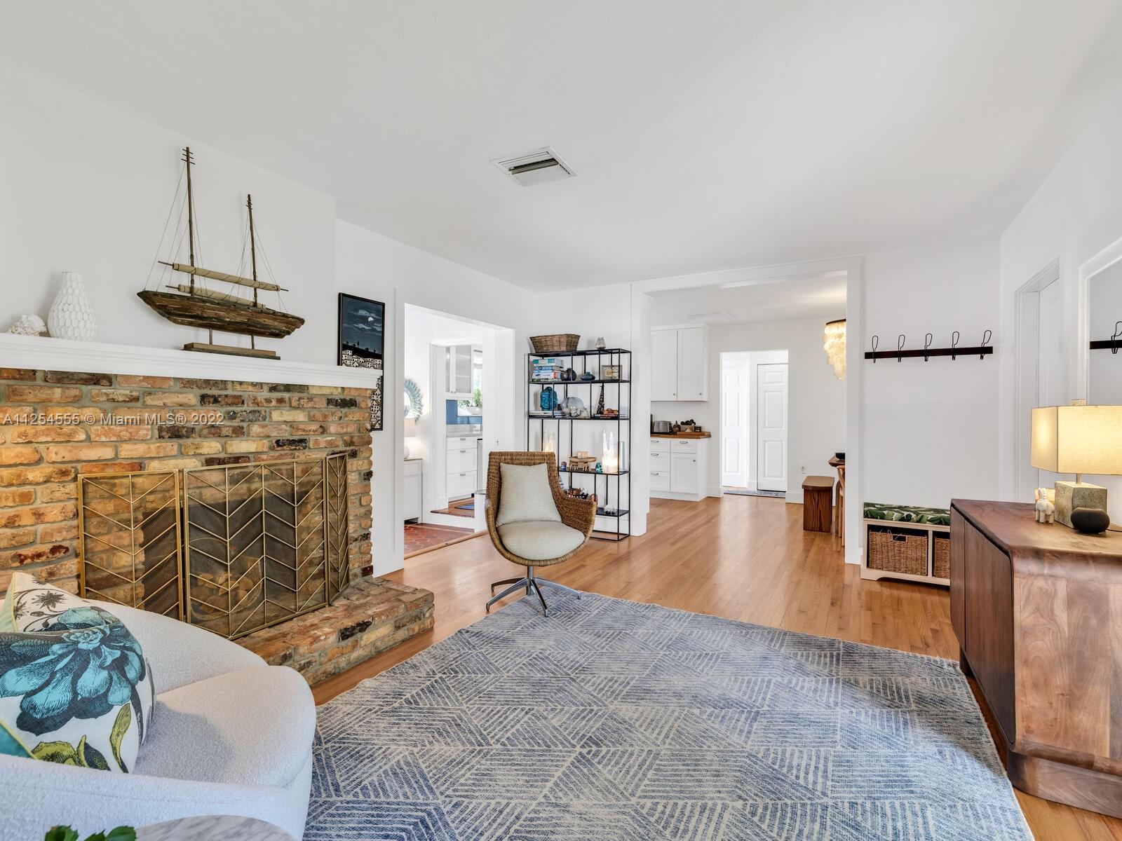 DUNNINGS MIAMI SHORES EXT - Residential