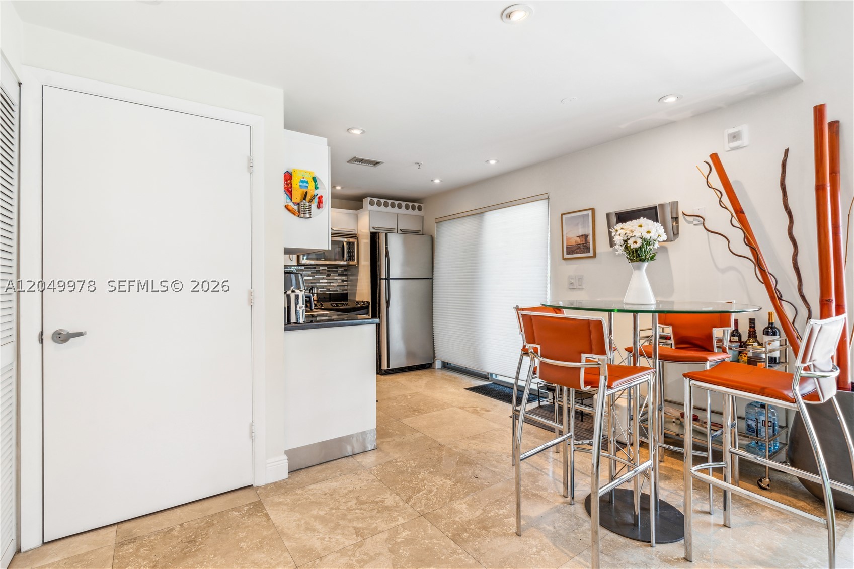 VILAMUR CONDO - Residential Lease
