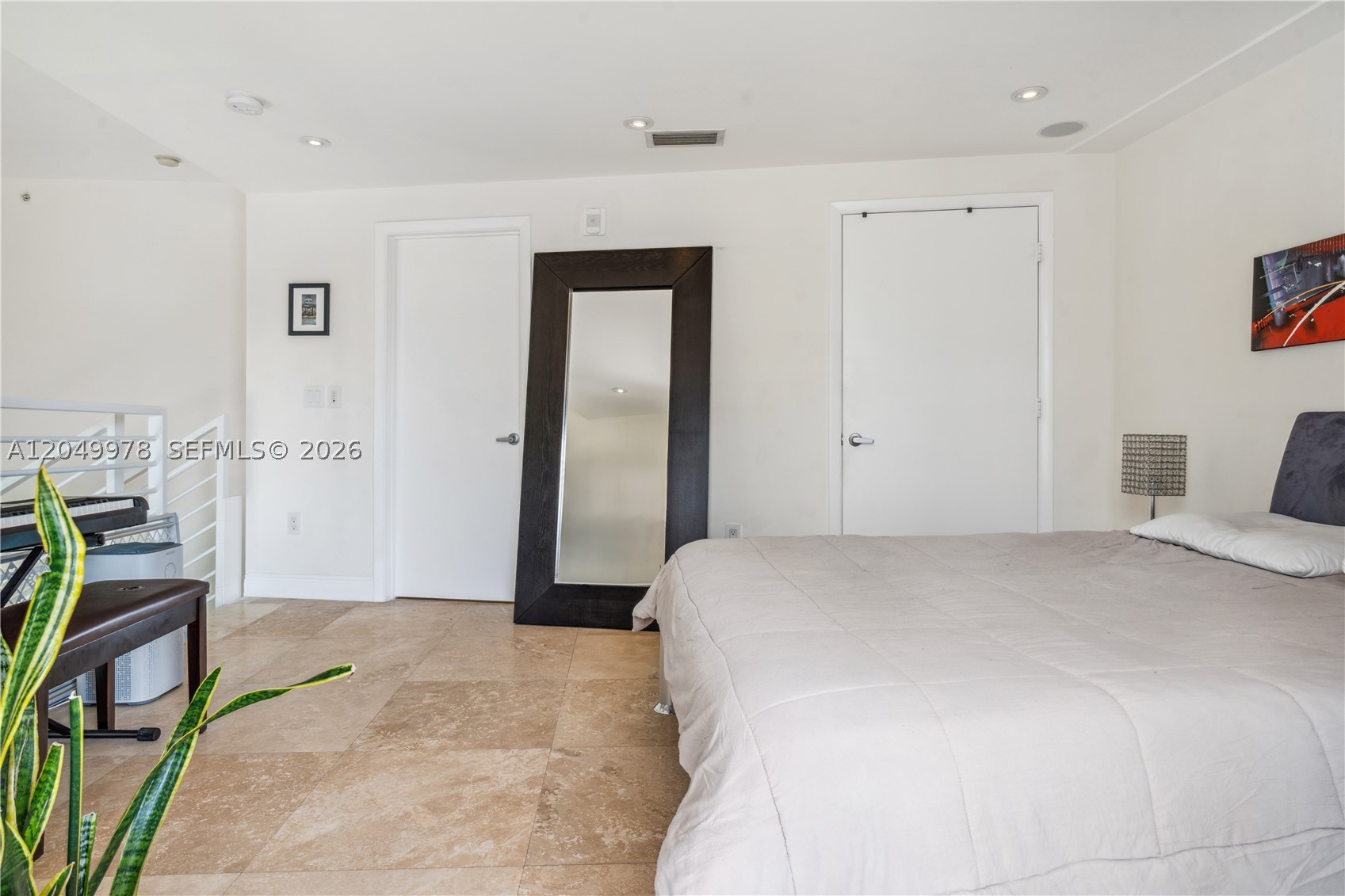 VILAMUR CONDO - Residential Lease