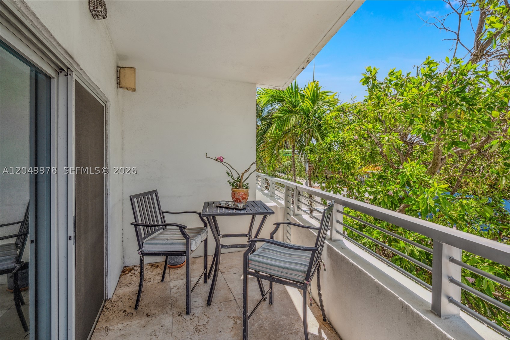 VILAMUR CONDO - Residential Lease