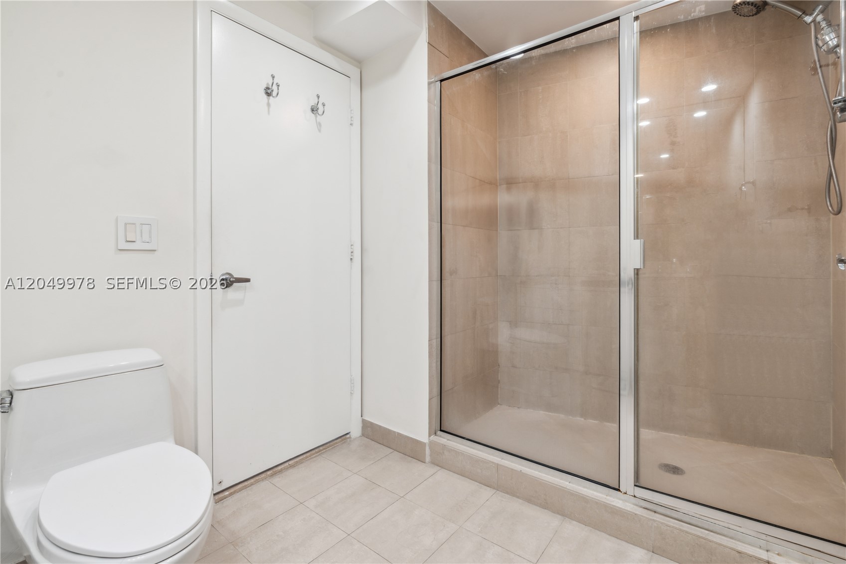 VILAMUR CONDO - Residential Lease