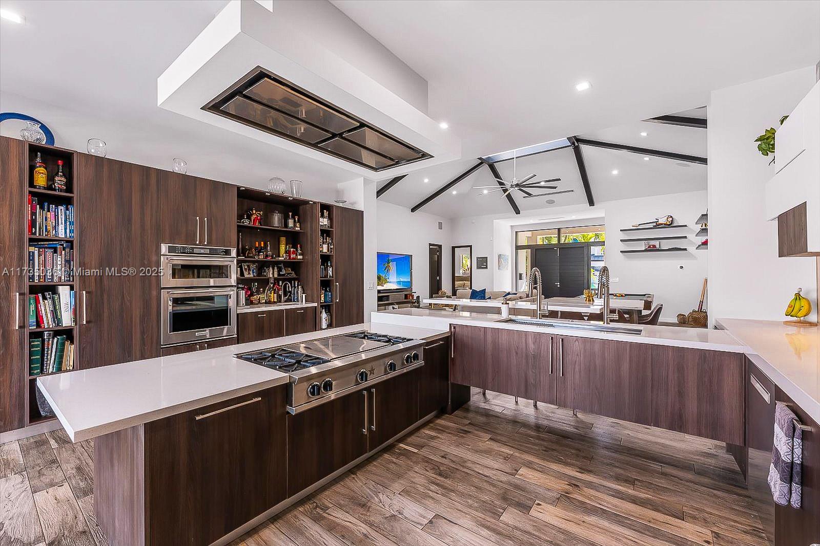 LAUDERDALE SHORES REAMEN - Residential