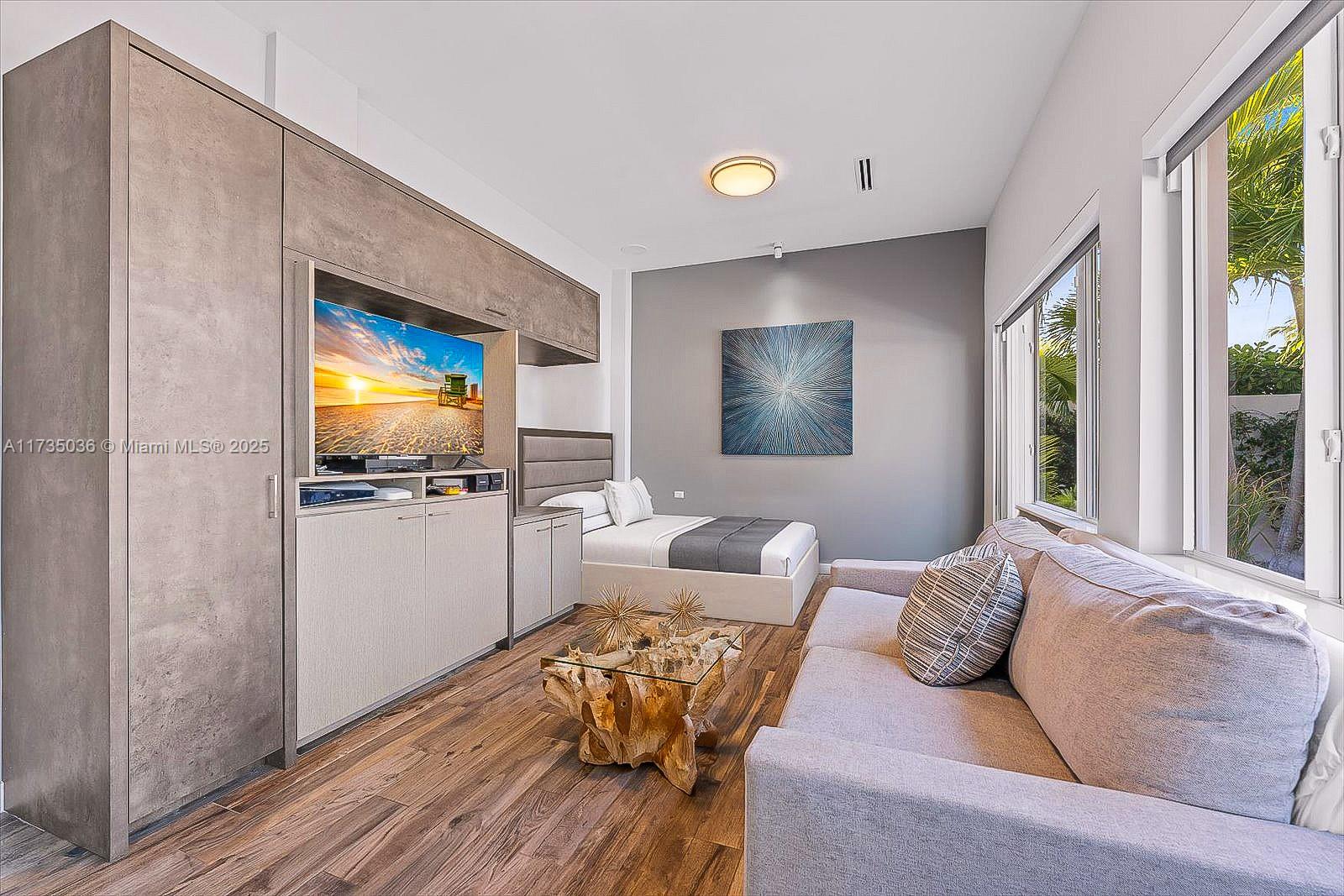 LAUDERDALE SHORES REAMEN - Residential