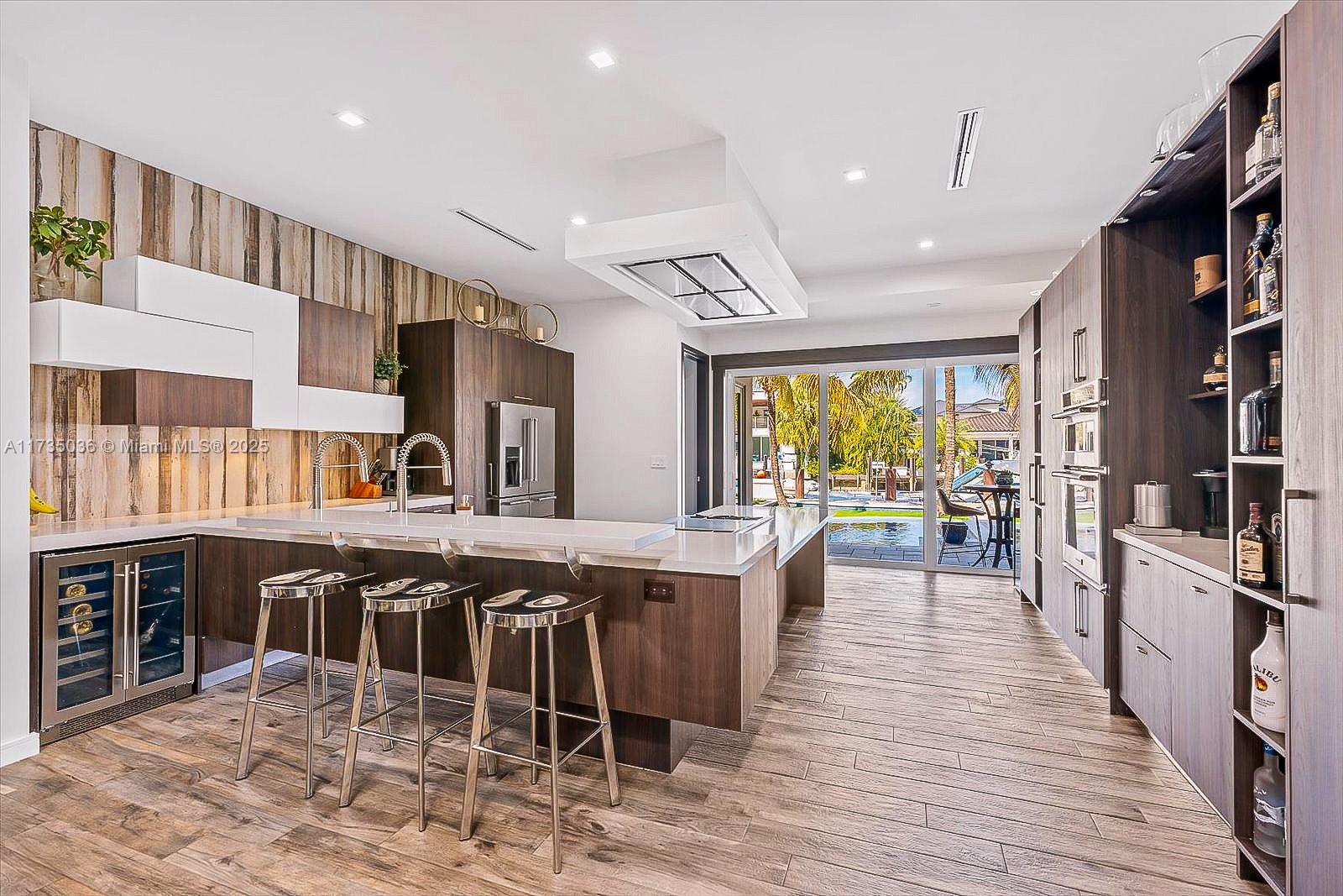 LAUDERDALE SHORES REAMEN - Residential