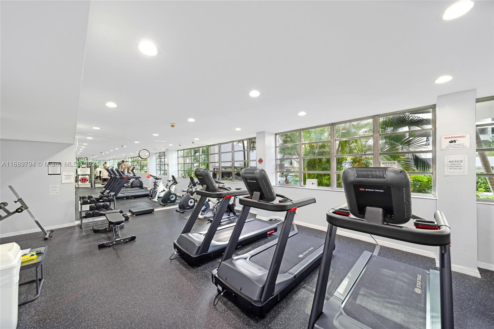 BRICKELL BAY TOWER CONDO - Residential Lease