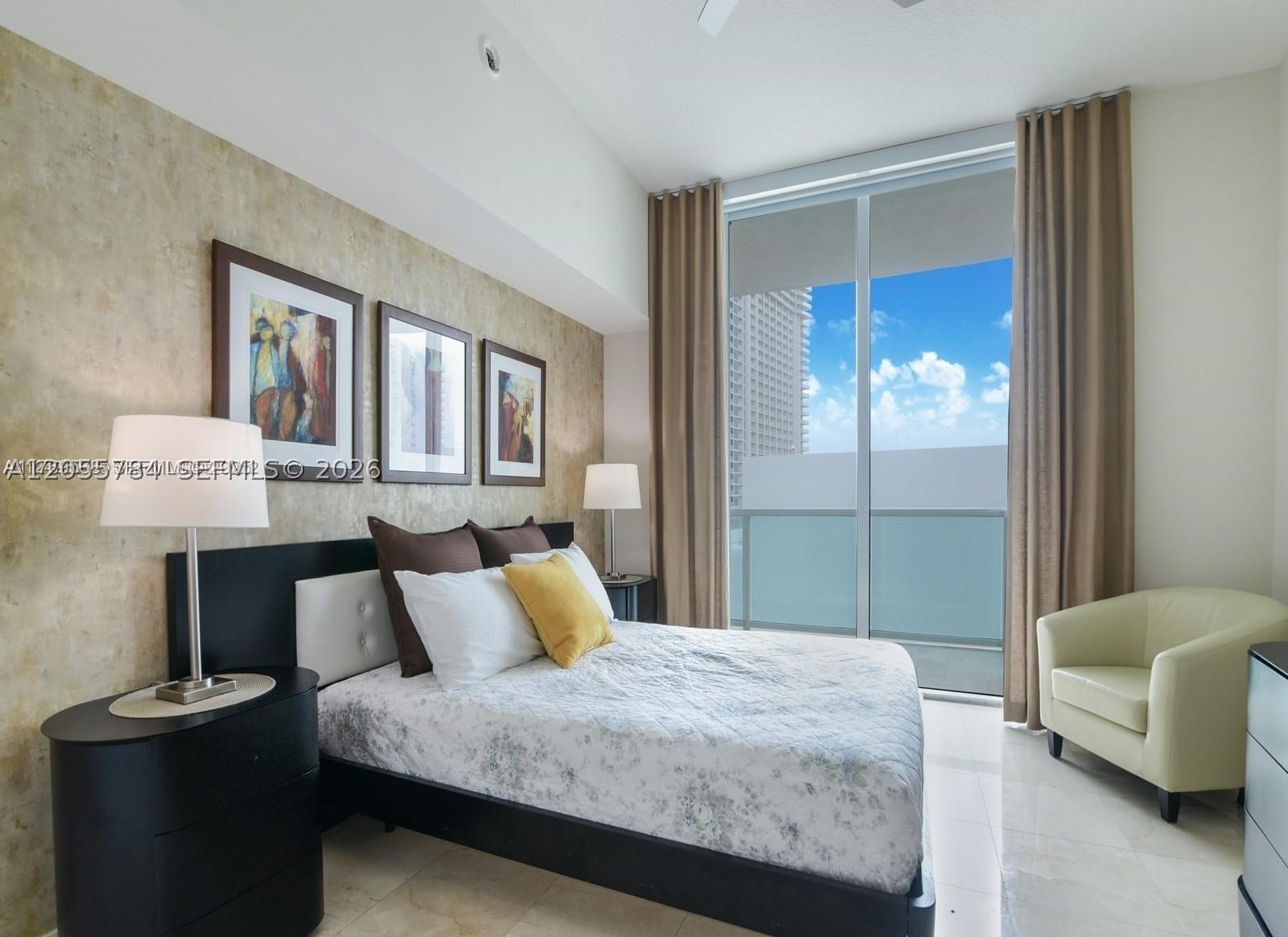 ST TROPEZ ON THE BAY 1 CO - Residential Lease