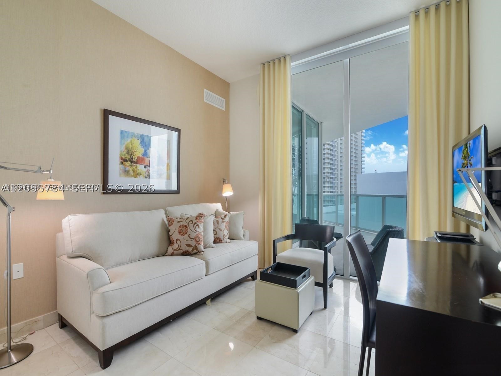 ST TROPEZ ON THE BAY 1 CO - Residential Lease