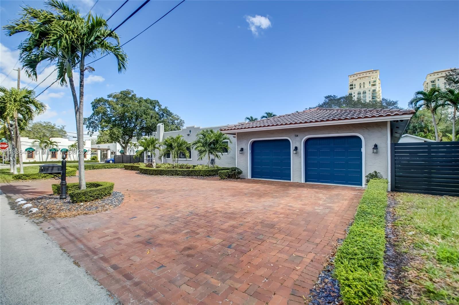 SAILBOAT BEND - Residential
