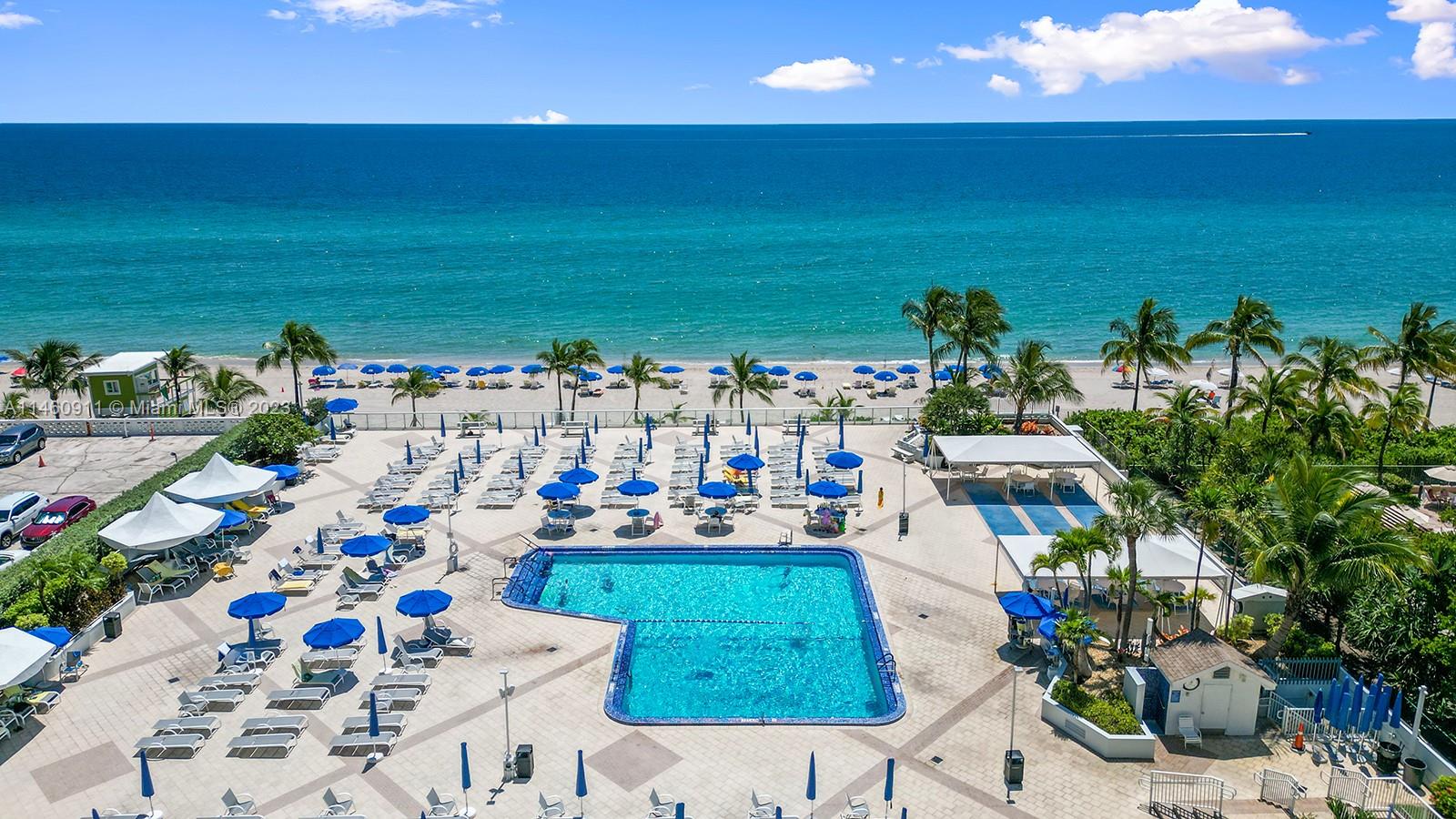 PARKER PLAZA ESTATES COND - Residential Lease