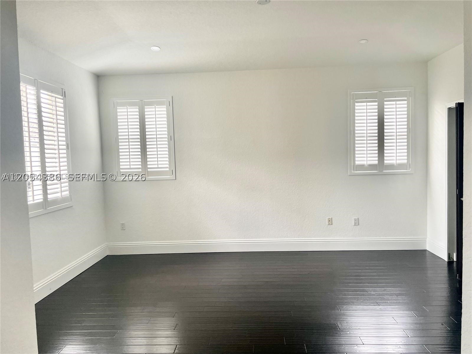 CRESTVIEW LAKES - Residential Lease