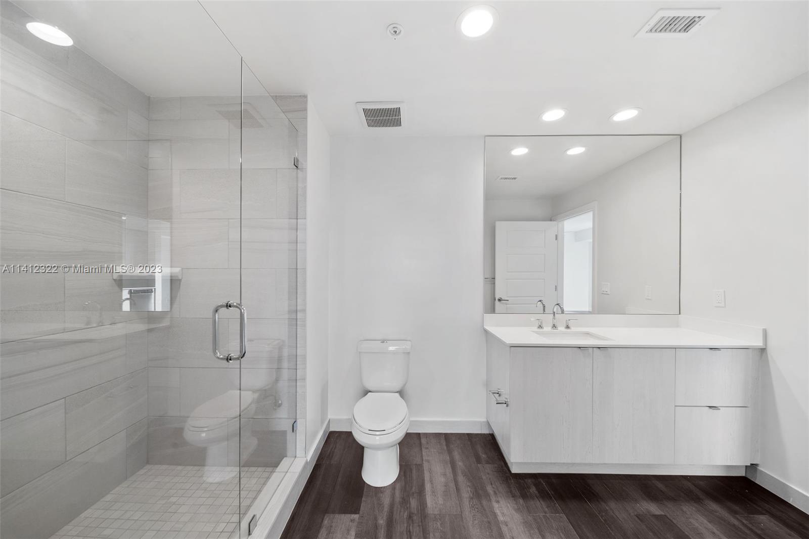 District Flagler Village - Residential Lease