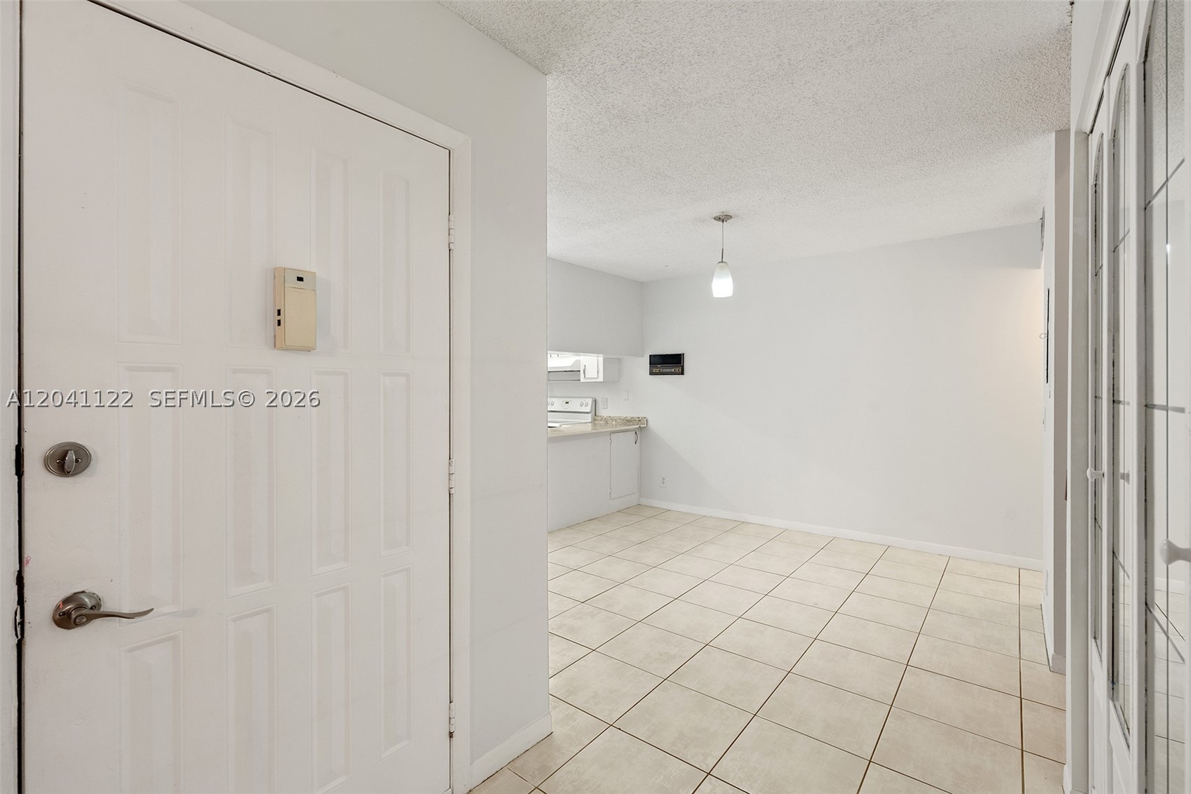 SPANISH WELLS CONDO I - Residential