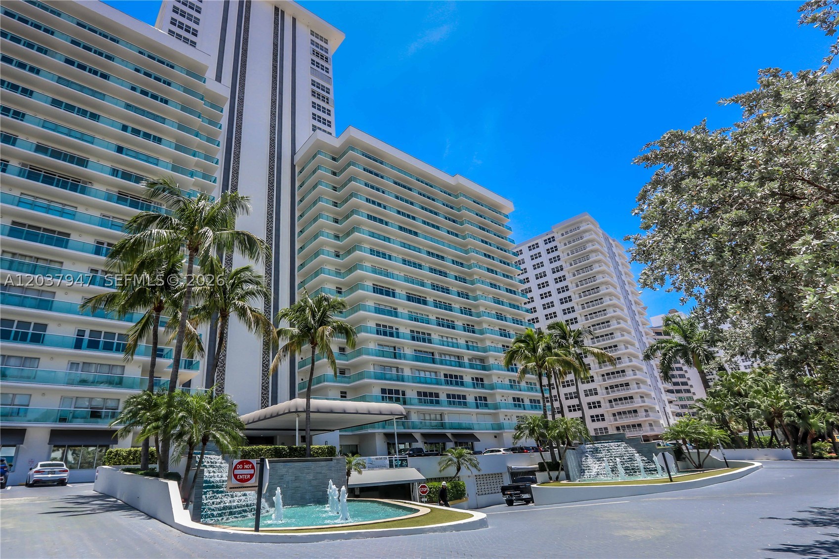 PLAYA DEL MAR CONDO - Residential