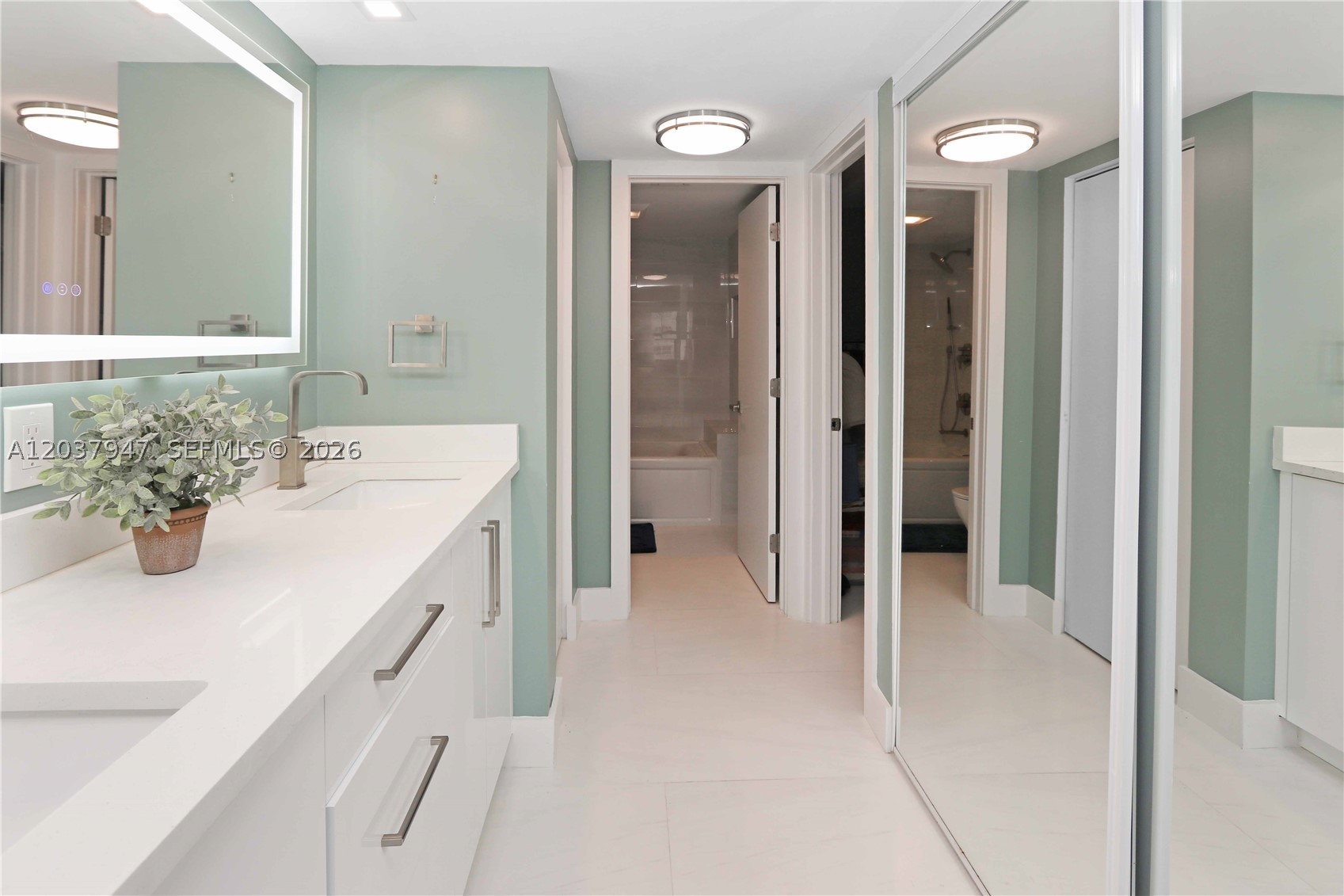 PLAYA DEL MAR CONDO - Residential