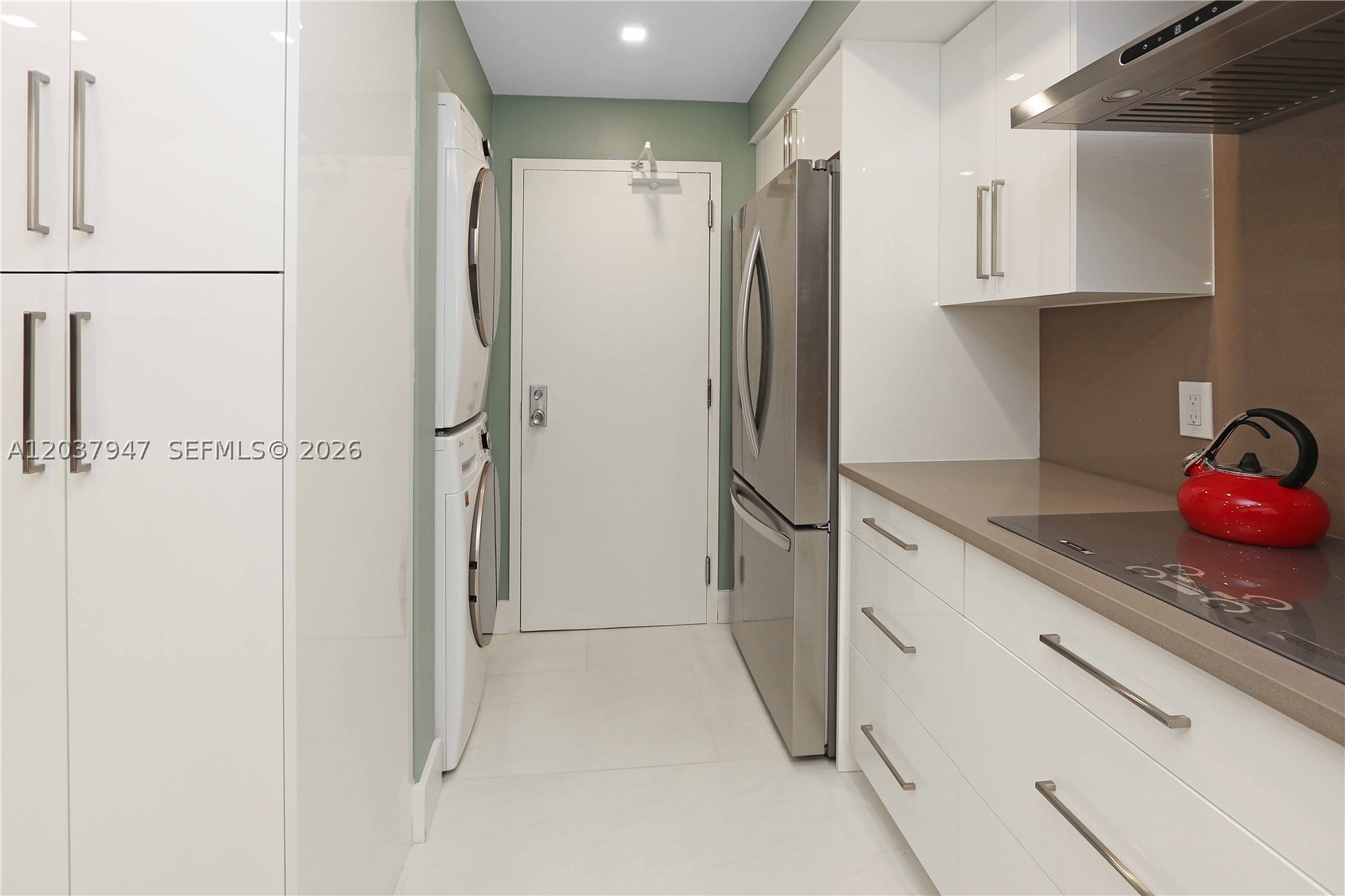 PLAYA DEL MAR CONDO - Residential