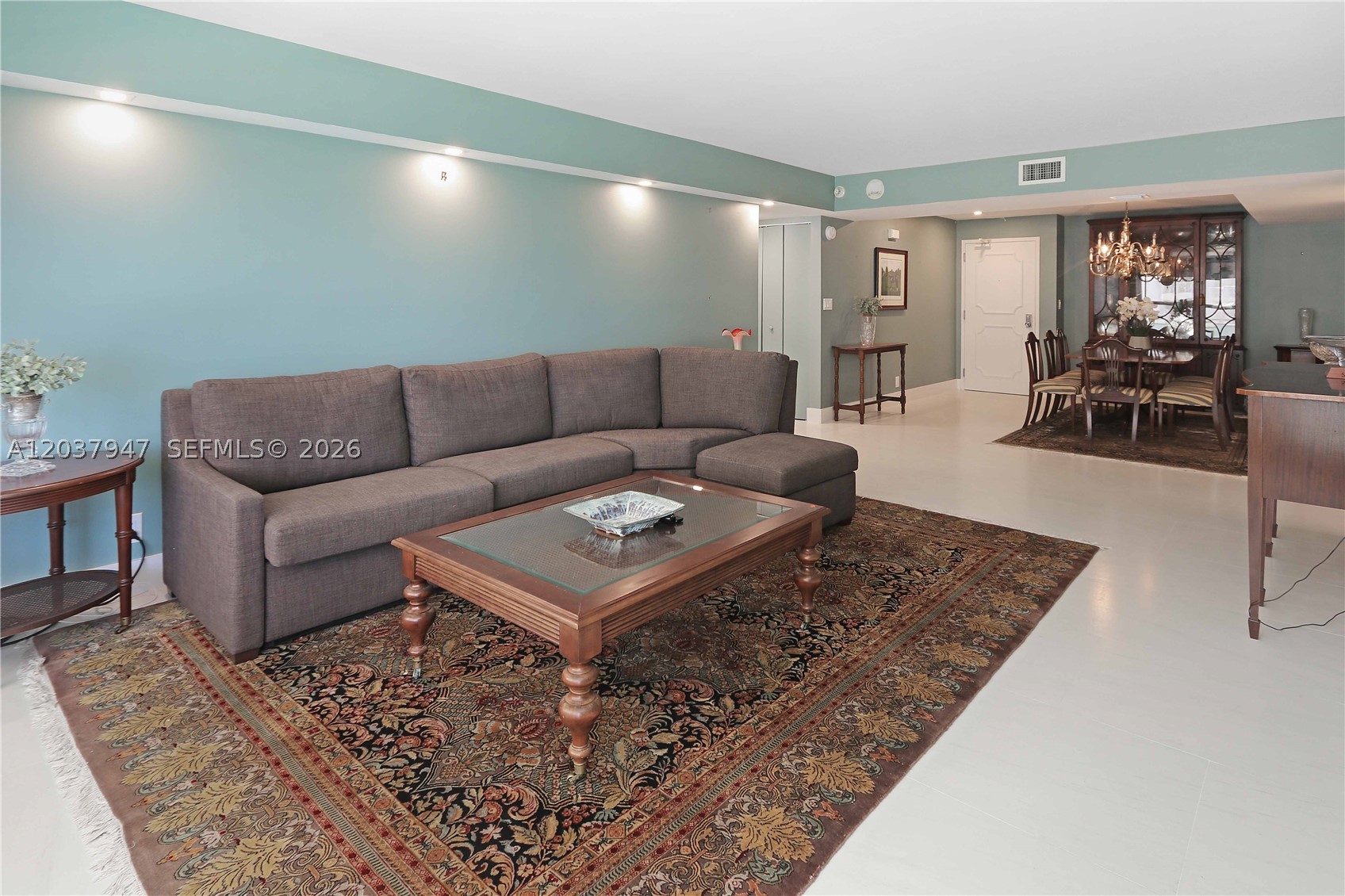 PLAYA DEL MAR CONDO - Residential
