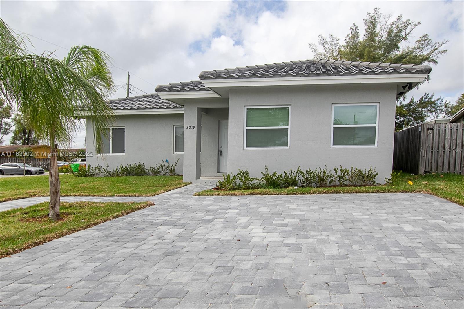 BRAND NEW CONSTRUCTION 4 BEDROOM 2 BATH SINGLE FAMILY HOME.  THIS PROPERTY FEATURES  BEAUTIFUL PORCELAIN TILE FLOORS, HURRICANE IMPACT WINDOWS AND DOORS, LOTS OF NATURAL LIGHT, SPACIOUS FLOOR PLAN, LARGE MASTER BEDROOM WITH A WALK IN CLOSET, TILE ROOF,  AND DRIVEWAY PAVERS. THE HOME SITS ON A LARGE CORNER LOT AND IS CLOSE DISTANCE TO SHOPS, RESTAURANTS, THE BROWARD MALL AND MAJOR HIGHWAYS.  MOVE IN READY, THIS WILL GO FAST!!