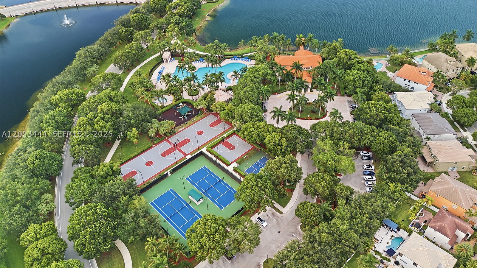RIVIERA ISLES II - Residential