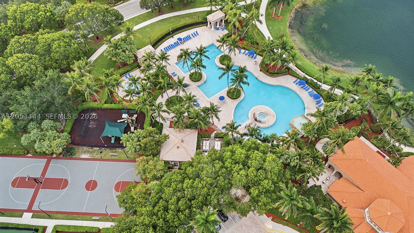RIVIERA ISLES II - Residential