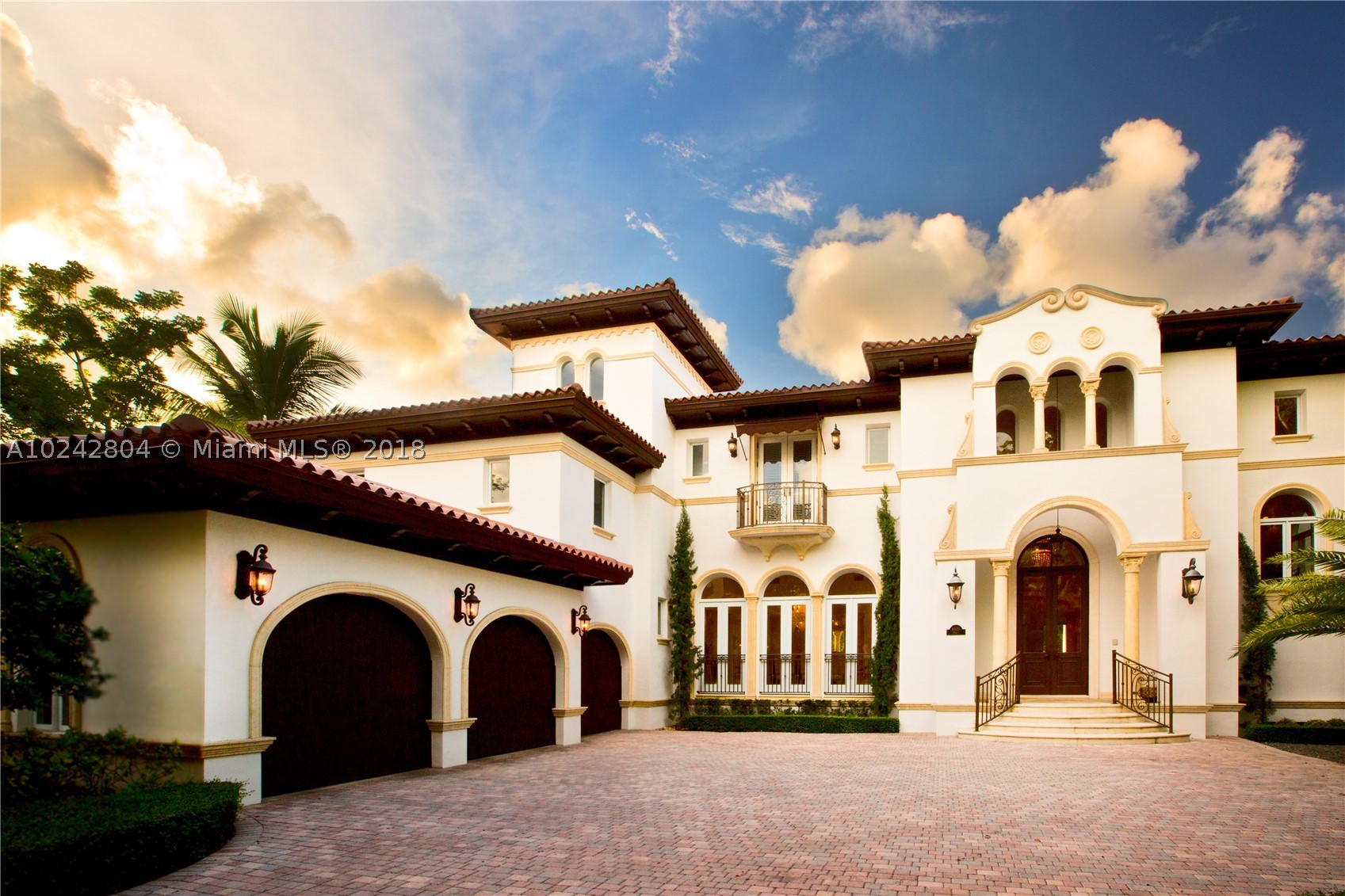 Cocoplum Yacht Club - Residential