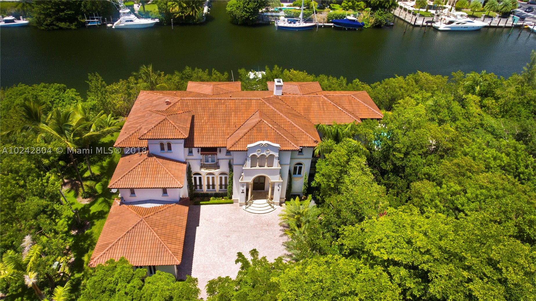 Cocoplum Yacht Club - Residential