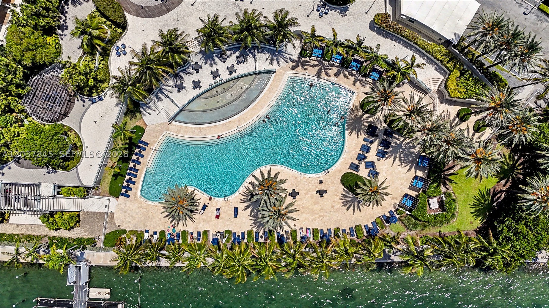FLAMINGO SOUTH BEACH I CO - Residential