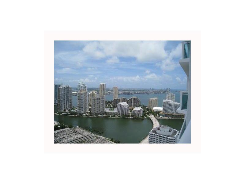THE PLAZA 851 BRICKELL CO - Residential Lease