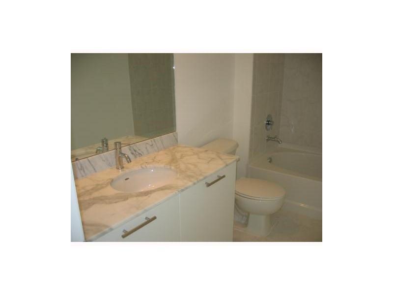 THE PLAZA 851 BRICKELL CO - Residential Lease