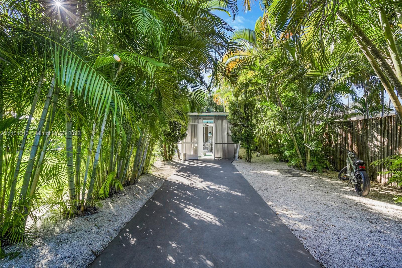 MIAMI SHORES SEC 3 - Residential