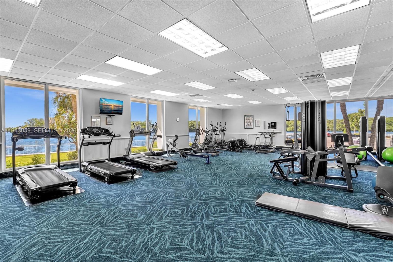 ARLEN HOUSE WEST CONDO - Residential
