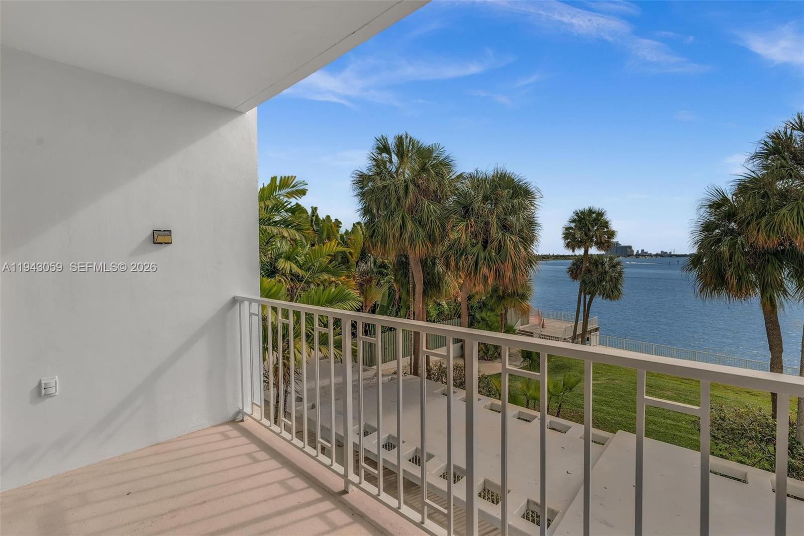 ARLEN HOUSE WEST CONDO - Residential