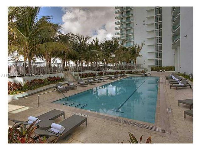 900 Biscayne - Residential Lease