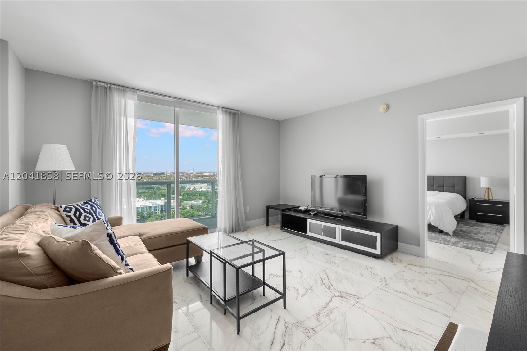 1800 CLUB CONDO - Residential Lease
