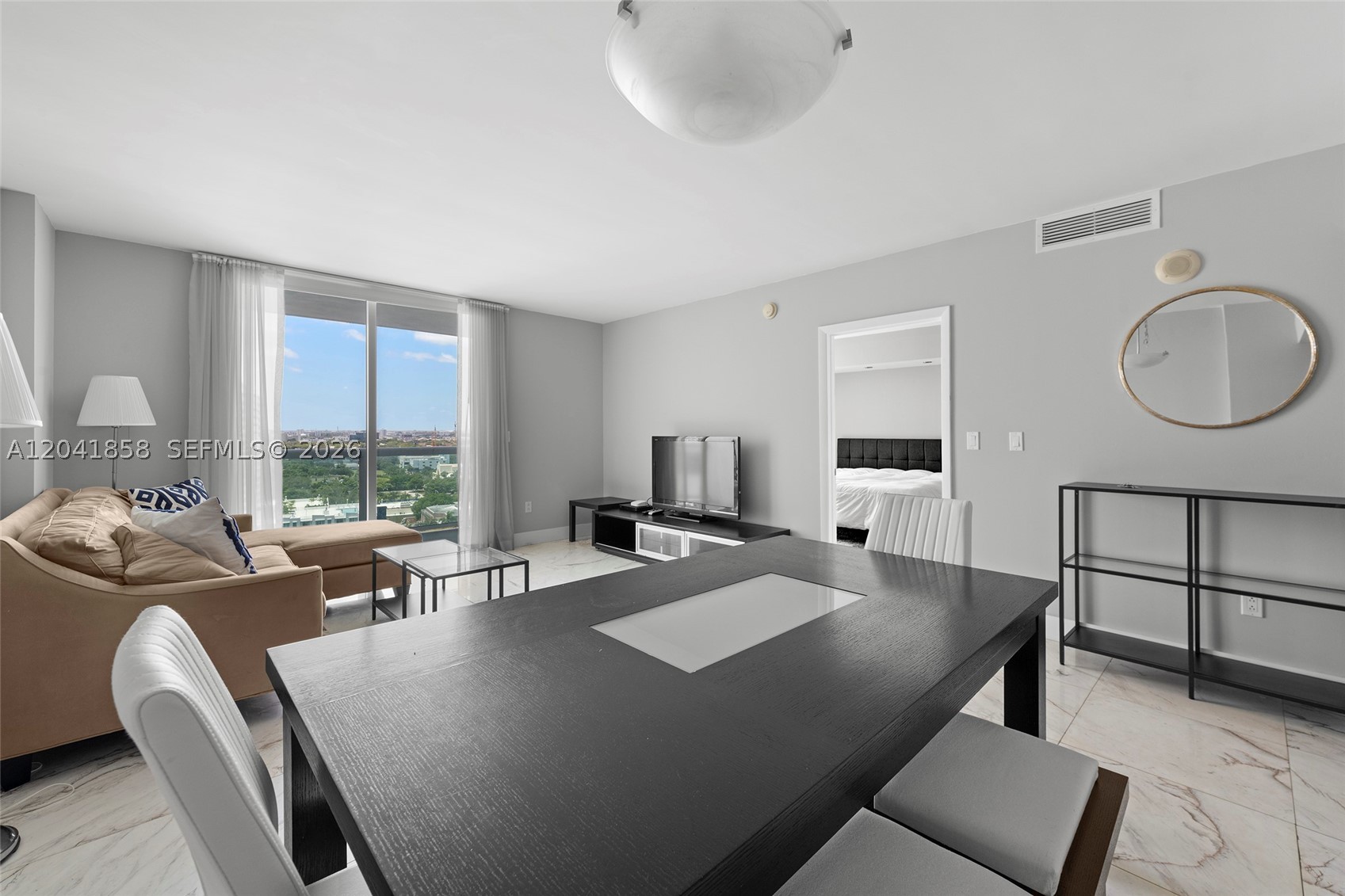 1800 CLUB CONDO - Residential Lease