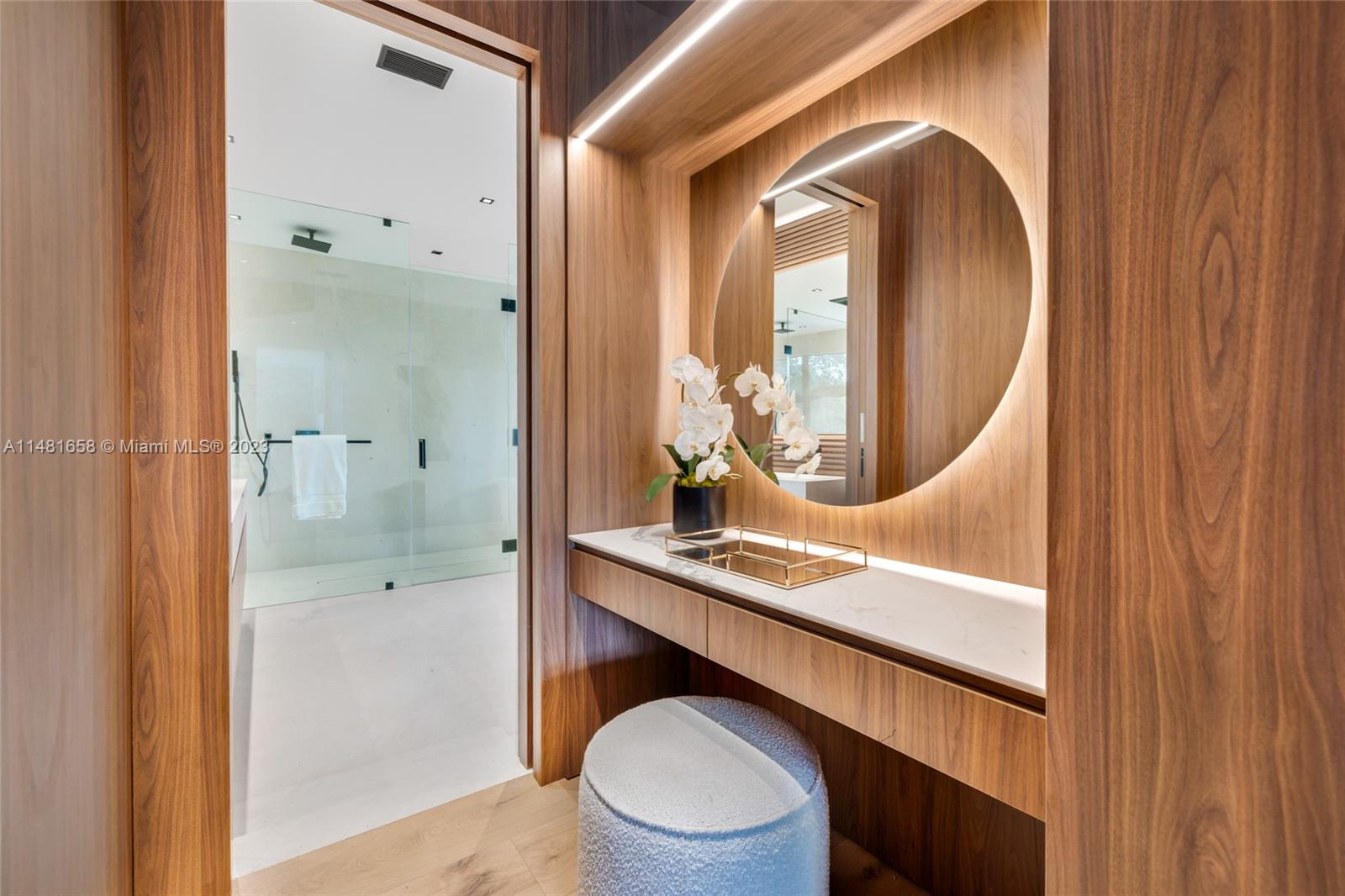 BAY HEIGHTS - Residential