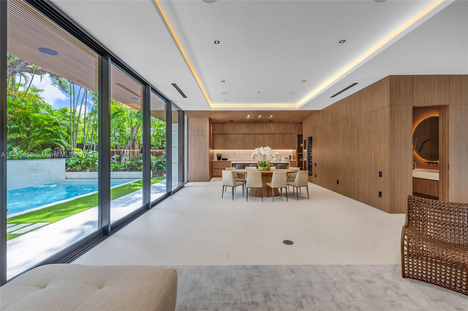 BAY HEIGHTS - Residential