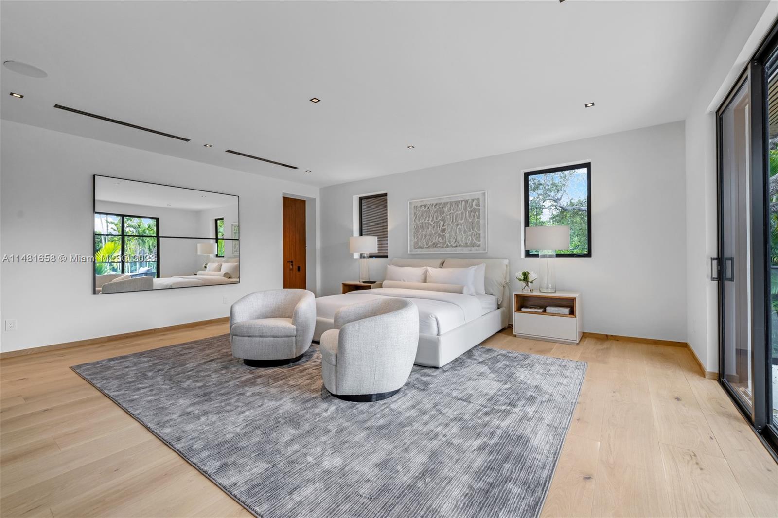 BAY HEIGHTS - Residential