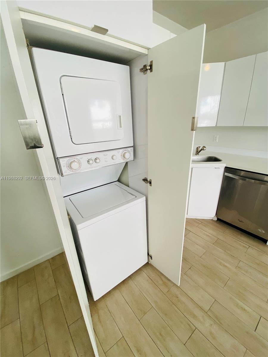 EMILY CONDO - Residential
