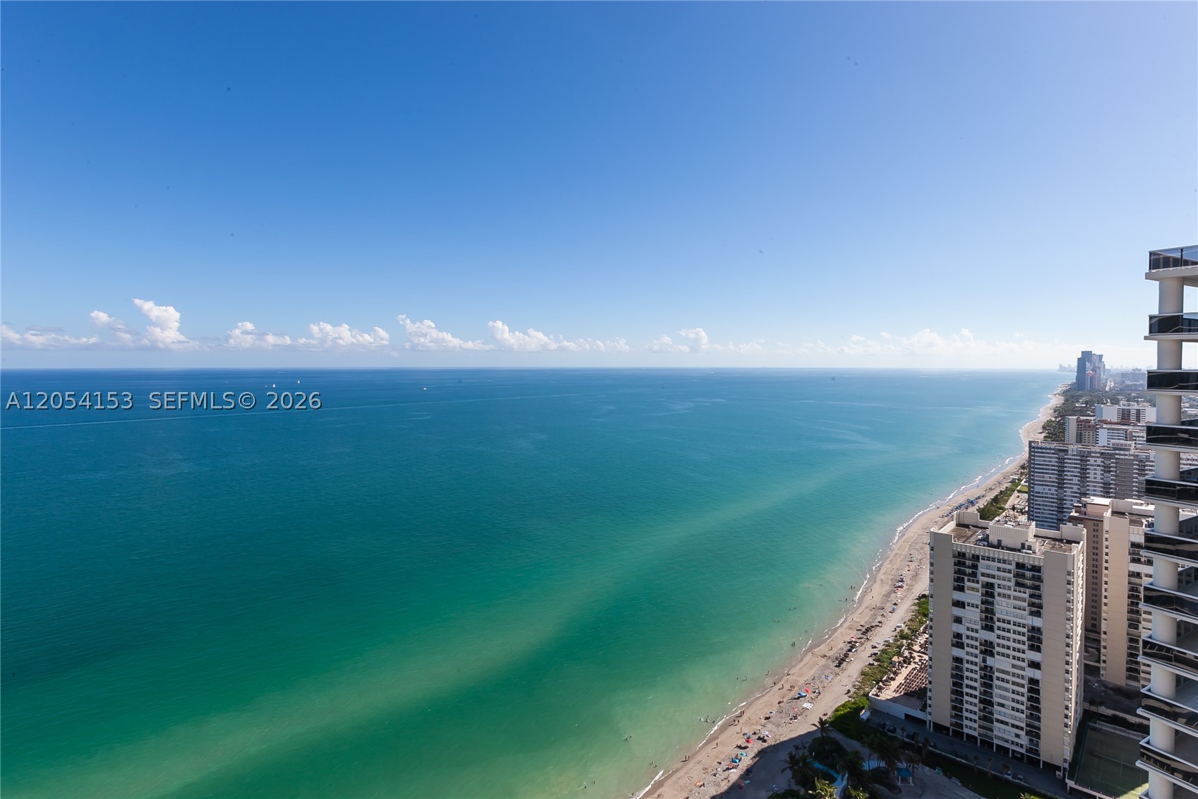 BEACH CLUB CONDO - Residential Lease