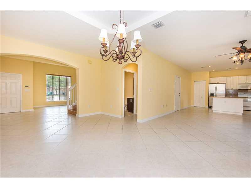 LAROC ESTATES - Residential Lease