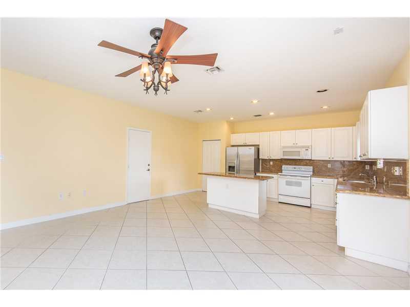 LAROC ESTATES - Residential Lease