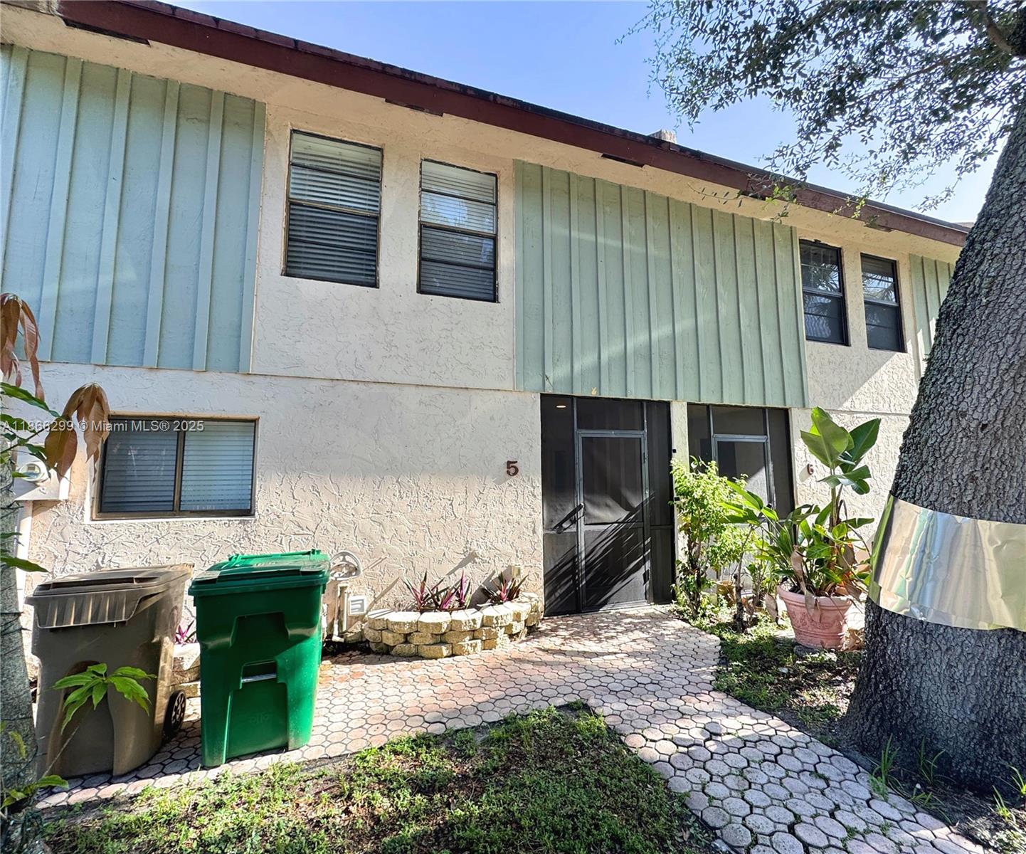 GATELAND RESIDENTIAL PLAT - Residential Lease