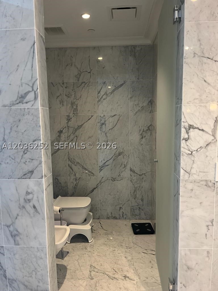 Ritz Carlton Residences - Residential Lease